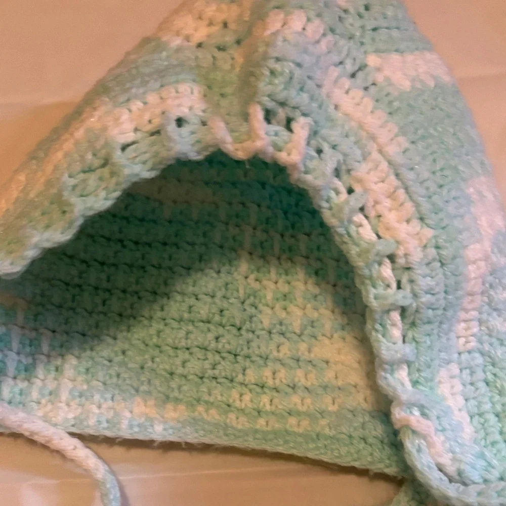 Handmade Baby Crochet Sweater and Bonnet - Picture 4 of 6